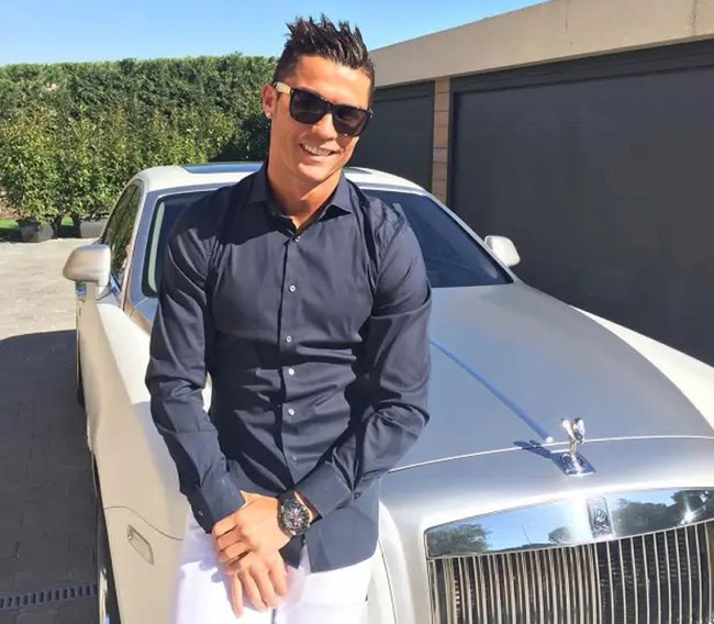 Khám phá bộ sưu tập xe hơi trị giá hơn 522 tỷ đồng của Cristiano Ronaldo - Ảnh 8.