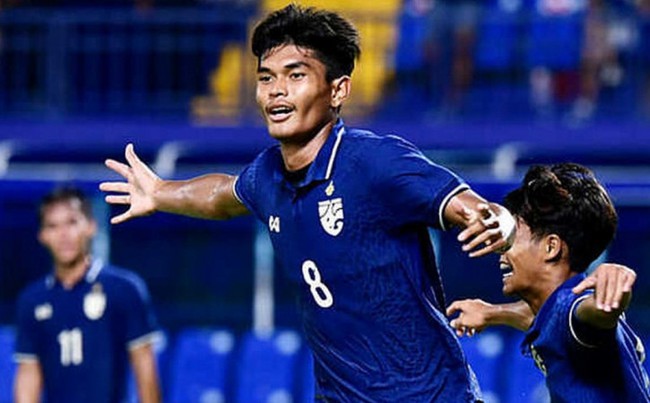 U23 Việt Nam cần dè chừng &quot;sát thủ&quot; 19 tuổi của U23 Thái Lan - Ảnh 1.