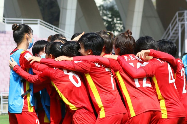 Giành vé dự World Cup 2023, ĐT nữ Việt Nam được báo chí châu Á ca tụng - Ảnh 1.
