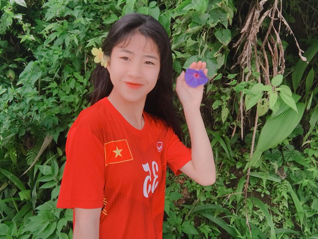 Ngắm nhan sắc xinh đẹp của nữ tuyển thủ Việt Nam - Ảnh 2.