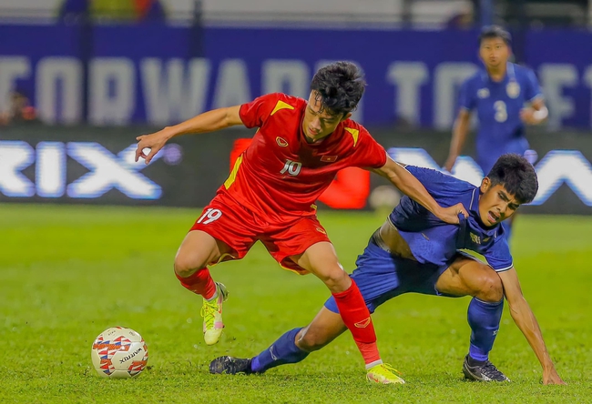 Tiền vệ Mai Xuân Quyết và khoảnh khắc đáng nhớ nhất tại giải U23 Đông Nam Á - Ảnh 1.