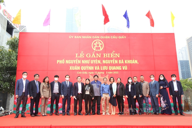 Công dân Thủ đô tự hào khi địa chỉ nhà có tên Lưu Quang Vũ - Xuân Quỳnh - Ảnh 2.