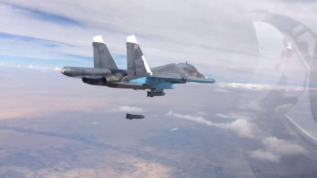 Vì sao Không quân Nga tác chiến ở Ukraine kém cỏi hơn ở Syria? - Ảnh 1.