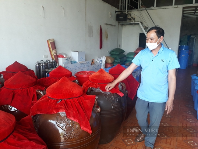 Nấu rượu nếp lọc, lão nông Lai Châu nhẹ nhàng “đút túi” hơn 150 triệu đồng mỗi năm - Ảnh 2.