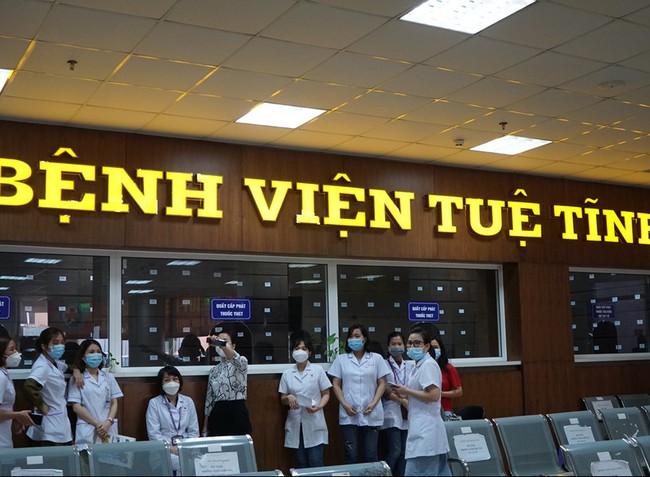 Bệnh viện Tuệ Tĩnh tái diễn tình trạng nợ lương, nhân viên y tế không còn động lực cống hiến - Ảnh 2.