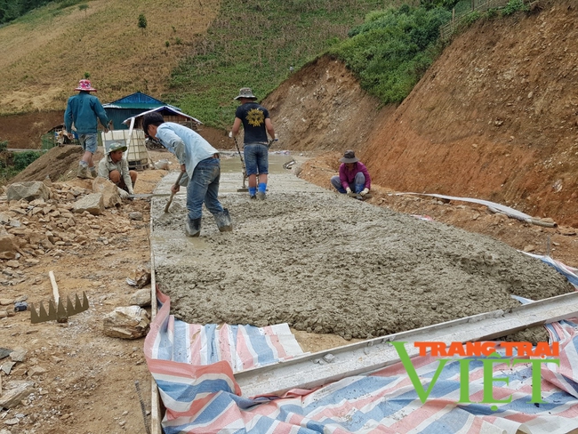 Xây dựng Nông thôn mới ở Điện Biên: Khó khăn chồng chất khó khăn   - Ảnh 3.