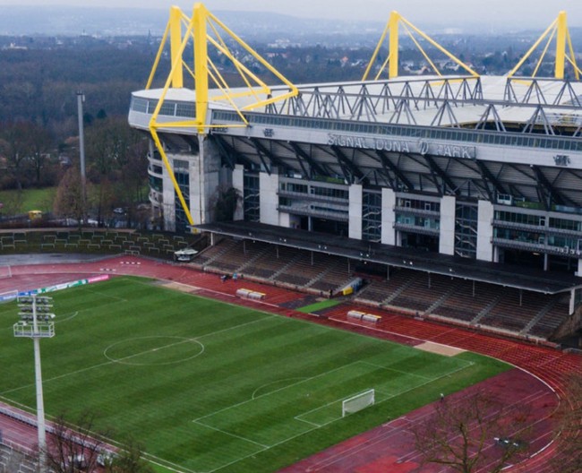 U17 Việt Nam &quot;làm khổ&quot; đội trẻ Dortmund ngay trên đất Đức - Ảnh 3.