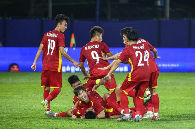 Tin tối (7/3): HLV Đinh Thế Nam tiến cử 4 cầu thủ U23 cho thầy Park - Ảnh 1.
