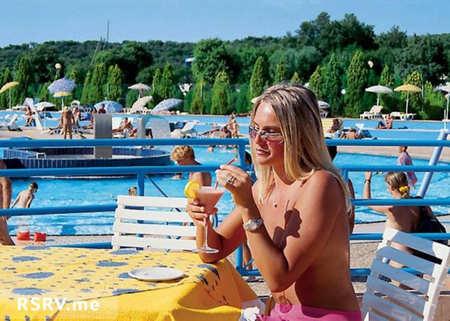 Nhiều nước mở cửa trở lại, các Nude Beach (bãi biển khỏa thân) châu Âu hy vọng hút khách Hè 2022 - Ảnh 5.