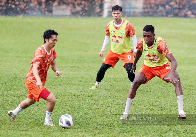 HLV Kiatisuk &quot;làm bùa&quot; mong Công Phượng, Xuân Trường toả sáng tại AFC Champions League 2022 - Ảnh 6.