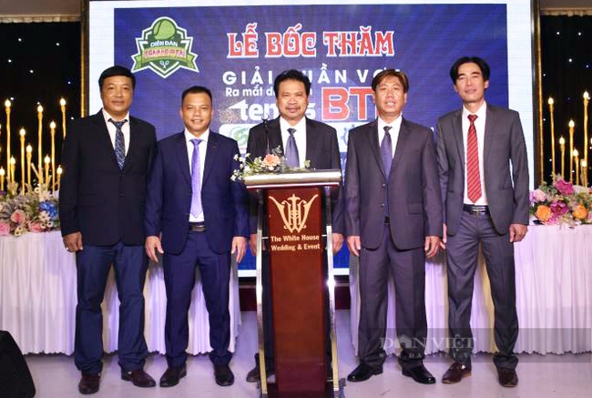 100 tay vợt tranh tài Giải diễn đàn tennis Bắc – Trung - Nam 2022 - Ảnh 2.