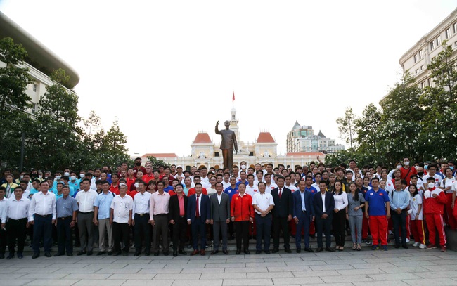 TP.HCM tổ chức họp mặt và giao lưu Đoàn thể thao Việt Nam tham dự SEA Games 31 - Ảnh 6.