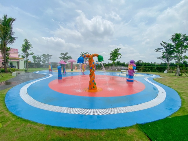 Công viên nước Dino Water Park chính thức mở cửa miễn phí trong 3 ngày lễ tại Long An - Ảnh 4.