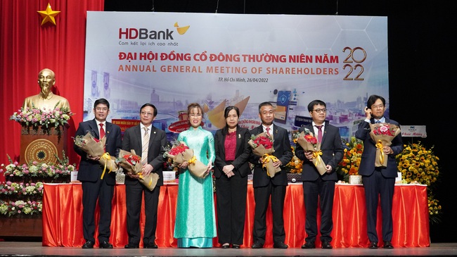 HDBank thông qua kế hoạch tăng trưởng cao về quy mô và chất lượng, bầu HĐQT cho giai đoạn chiến lược mới - Ảnh 4.