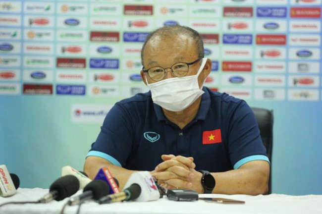 Coach Park Hang-seo said 1 bridge, Vietnamese football... disillusioned?  - Photo 2.