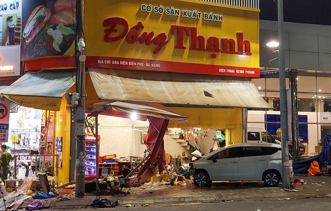 Tài xế &quot;xe điên&quot; lao vào tiệm bánh mì khiến 4 người bị thương ở Đà Nẵng bị xử lý thế nào? - Ảnh 3.