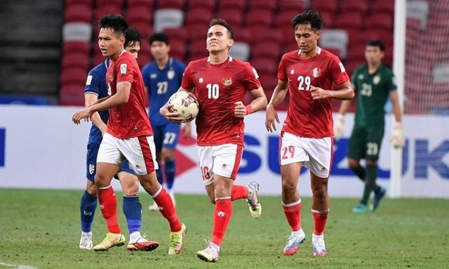 U23 Indonesia gọi tới 4 cầu thủ trên 23 tuổi đối phó U23 Việt Nam - Ảnh 1.