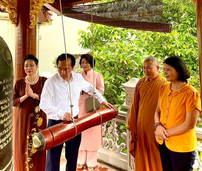 Phó Chủ tịch Trung ương MTTQ Việt Nam dự lễ Phật đản tại chùa Quan Âm - Ảnh 3.