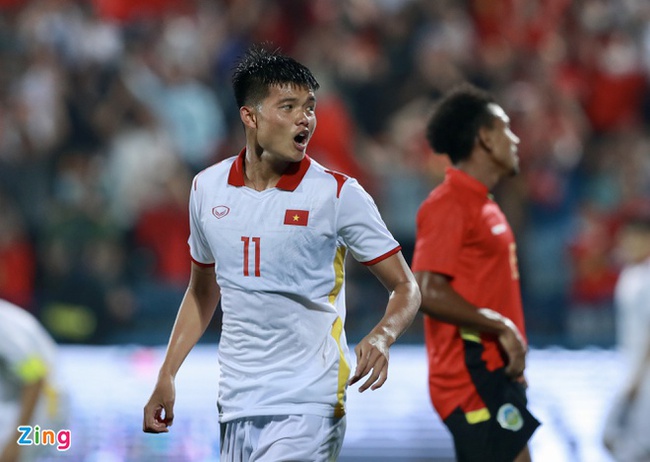 Clip: Văn Tùng đánh đầu mở tỷ số cho U23 Việt Nam - Ảnh 1.