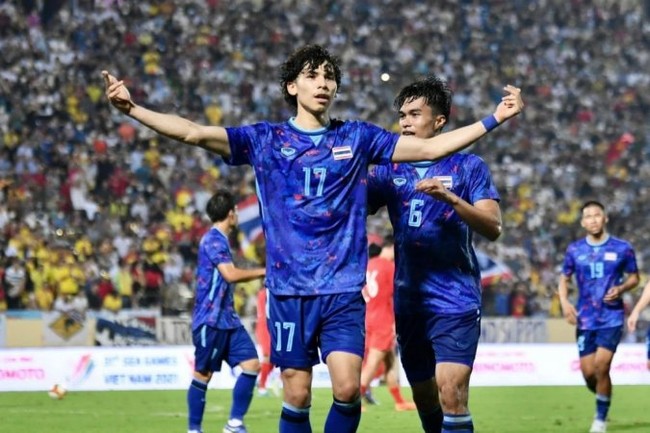 Winning closely U23 Laos, U23 Thailand avoided the host in the semi-finals - Photo 2.