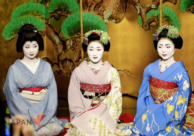 Decipher the secret hidden behind the charm of the Geisha - Photo 1.