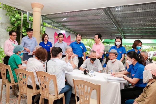 C.P. Việt Nam đồng hành cùng Hành trình &quot;Thầy thuốc trẻ làm theo lời Bác, tình nguyện vì sức khỏe cộng đồng năm 2022&quot; - Ảnh 5.