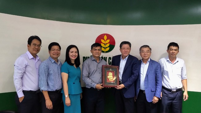 Ban Lãnh đạo PVCFC gặp gỡ đối tác, khách hàng Campuchia - Ảnh 3.