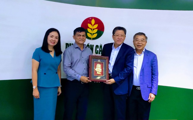 Ban Lãnh đạo PVCFC gặp gỡ đối tác, khách hàng Campuchia - Ảnh 2.