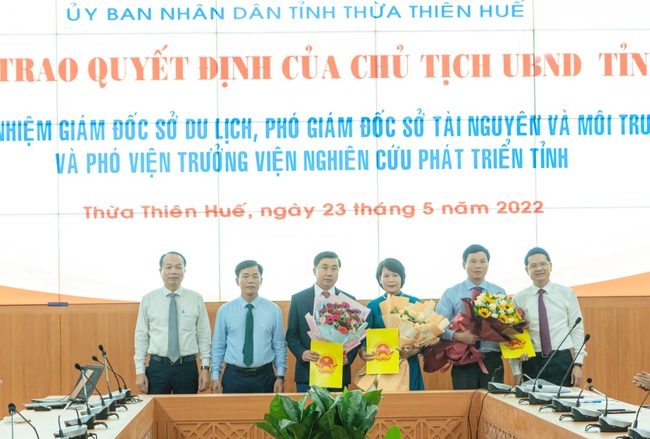 Thừa Thiên Huế bổ nhiệm lãnh đạo chủ chốt nhiều sở ngành  - Ảnh 1.