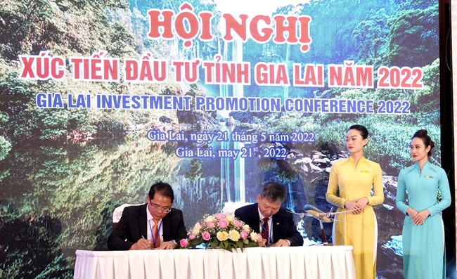 Vietnam Airlines và tỉnh Gia Lai ký kết thỏa thuận hợp tác toàn diện - Ảnh 1.