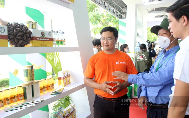 Sản phẩm mật dừa nước đến từ huyện Cần Giờ, TP.HCM. Ảnh: Nguyên Vỹ