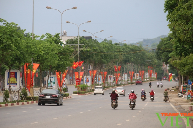 Sơn La: Hạn chế các phương tiện giao thông trong sự kiện Thủ tướng đối thoại với nông dân - Ảnh 1.