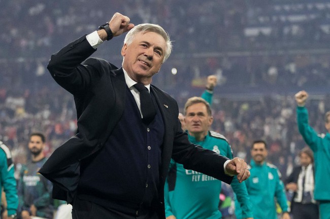 Chùm ảnh Real đăng quang chức vô địch Champions League 2021-2022 - Ảnh 11.