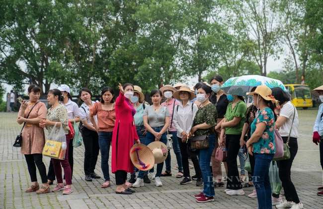 Du lịch Ninh Bình: Ước đón 210.000 lượt khách trong đợt nghỉ lễ - Ảnh 3.