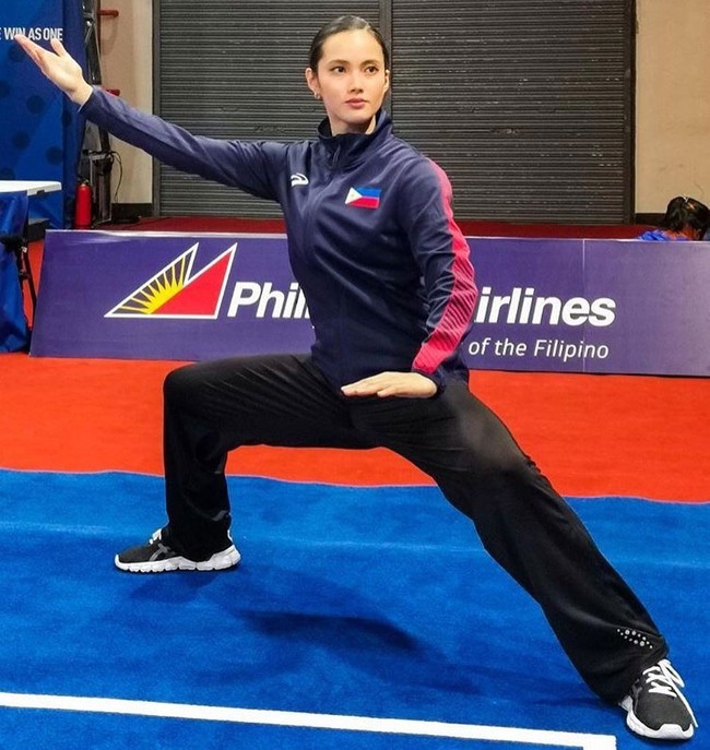 Nữ võ sĩ wushu Philippines &quot;đốn tim&quot; cánh mày râu bởi nhan sắc xinh đẹp - Ảnh 3.