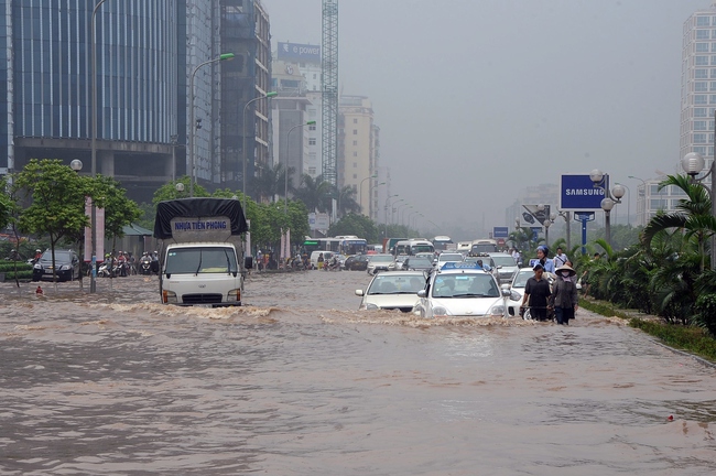 Đại biểu Quốc hội hiến kế chống ngập ở đô thị: Dự báo, quy hoạch sớm - đúng - trúng - Ảnh 1.