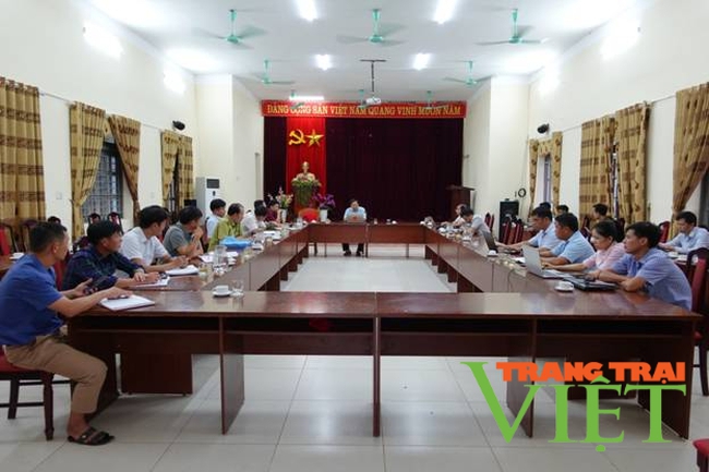 Huyện Nậm Pồ làm việc với Công ty cổ phần Nông nghiệp công nghệ cao và Công ty Him Lam Mắc ca Tây Bắc - Ảnh 1.