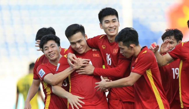U23 Việt Nam xếp hạng 7/8, sáng cửa dự VCK U23 châu Á 2024 - Ảnh 1.