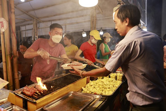 Hai lễ hội ẩm thực đặc sắc ở Huế phục vụ du khách trong suốt 8 ngày đêm  - Ảnh 5.