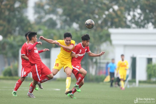 Sao trẻ SLNA lên thẳng U19 Việt Nam nhờ tỏa sáng ở giải Tứ hùng - Ảnh 2.