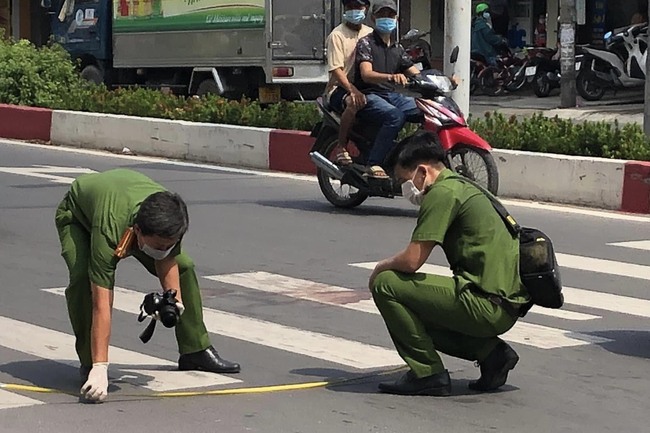 Vụ nam thanh niên bị đạn bắn xuyên ngực tử vong: Bắt được 7 đối tượng, tuy nhiên kẻ nổ súng vẫn đang bỏ trốn - Ảnh 2.