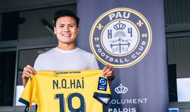 Quang Hải đi vào lịch sử Pau FC - Ảnh 1.