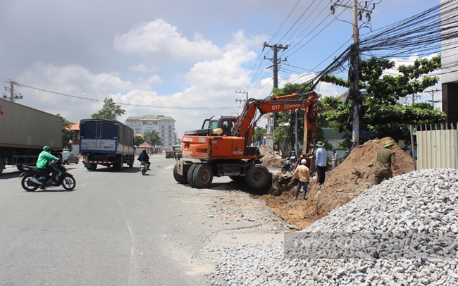 Dự án mở rộng đường Đại lộ Độc Lập ở TP.Dĩ An đang thi công. Ảnh minh họa: Trần Khánh