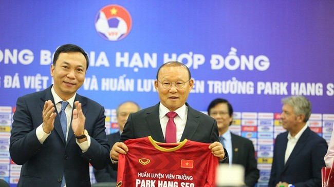 Has the Vietnam Football Federation finished choosing a plan to replace coach Park Hang-seo?  - Photo 3.