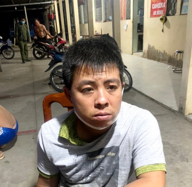 Nam thanh niên đi từ Tiền Giang qua Long An dùng súng tự chế đi trộm chó  - Ảnh 1.