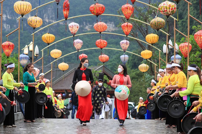 Ninh Bình: Festival Tràng An kết nối di sản với nhiều tỉnh, thành phố tham gia - Ảnh 2.