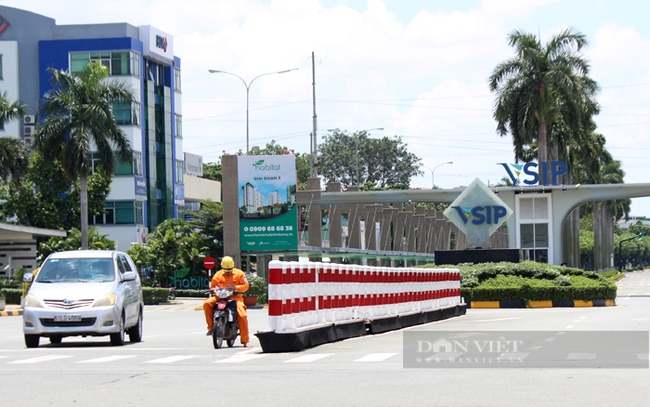 KCN Việt Nam - Singapore (VSIP 1) là một trong những khu công nghiệp hiện đại kiểu mẫu, thu hút các nhà đầu tư trong và ngoài nước của tỉnh Bình Dương.. Ảnh: Nguyên Vỹ
