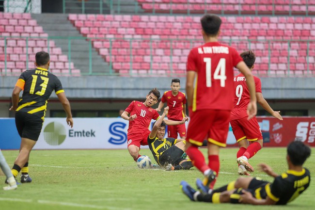 VFF revives Vietnam U19 spirit towards Asia U20 2023 - Photo 1.
