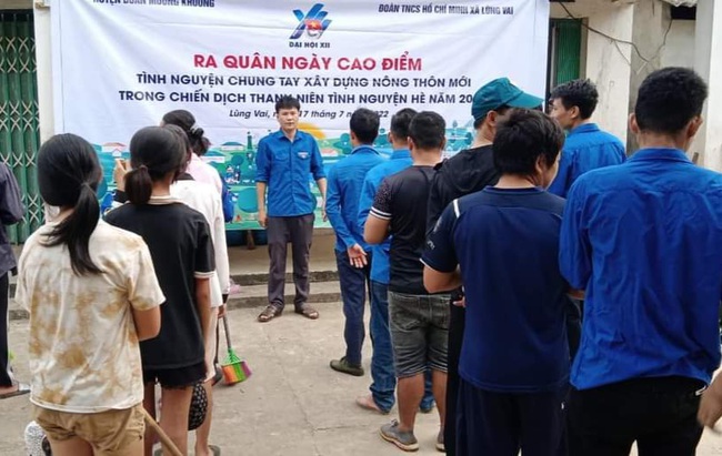 Lào Cai: Mường Khương ra quân ngày cao điểm &quot;Tình nguyện chung tay xây dựng nông thôn mới &quot; - Ảnh 1.