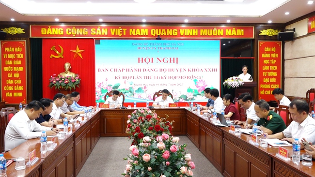Thanh Oai: Hội nghị lần thứ 14 Ban Chấp hành Đảng bộ huyện khóa XXIII nhiệm kỳ 2020- 2025 - Ảnh 1.
